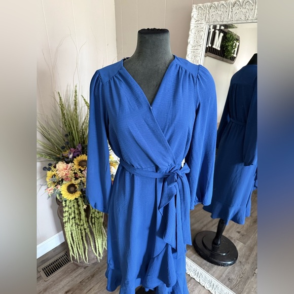 Luxology • Ruffle Faux Wrap Midi Dress - Picture 8 of 8